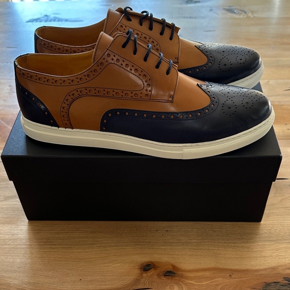 UNDANDY Brown and Blue Oxford Shoes - Picture 2 of 9